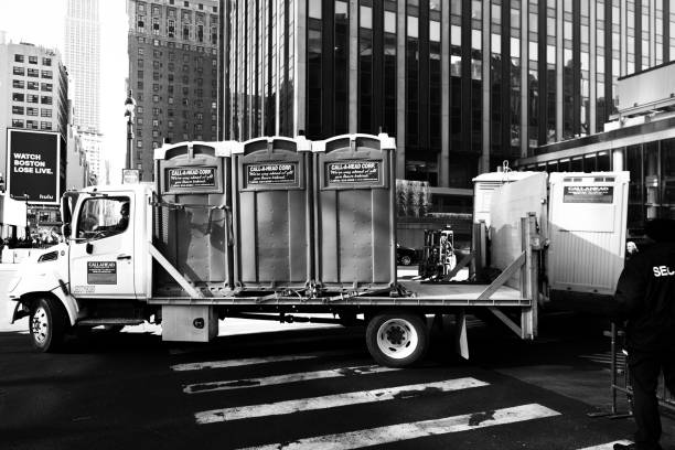 Best Porta potty cleaning services  in Holts Summit, MO